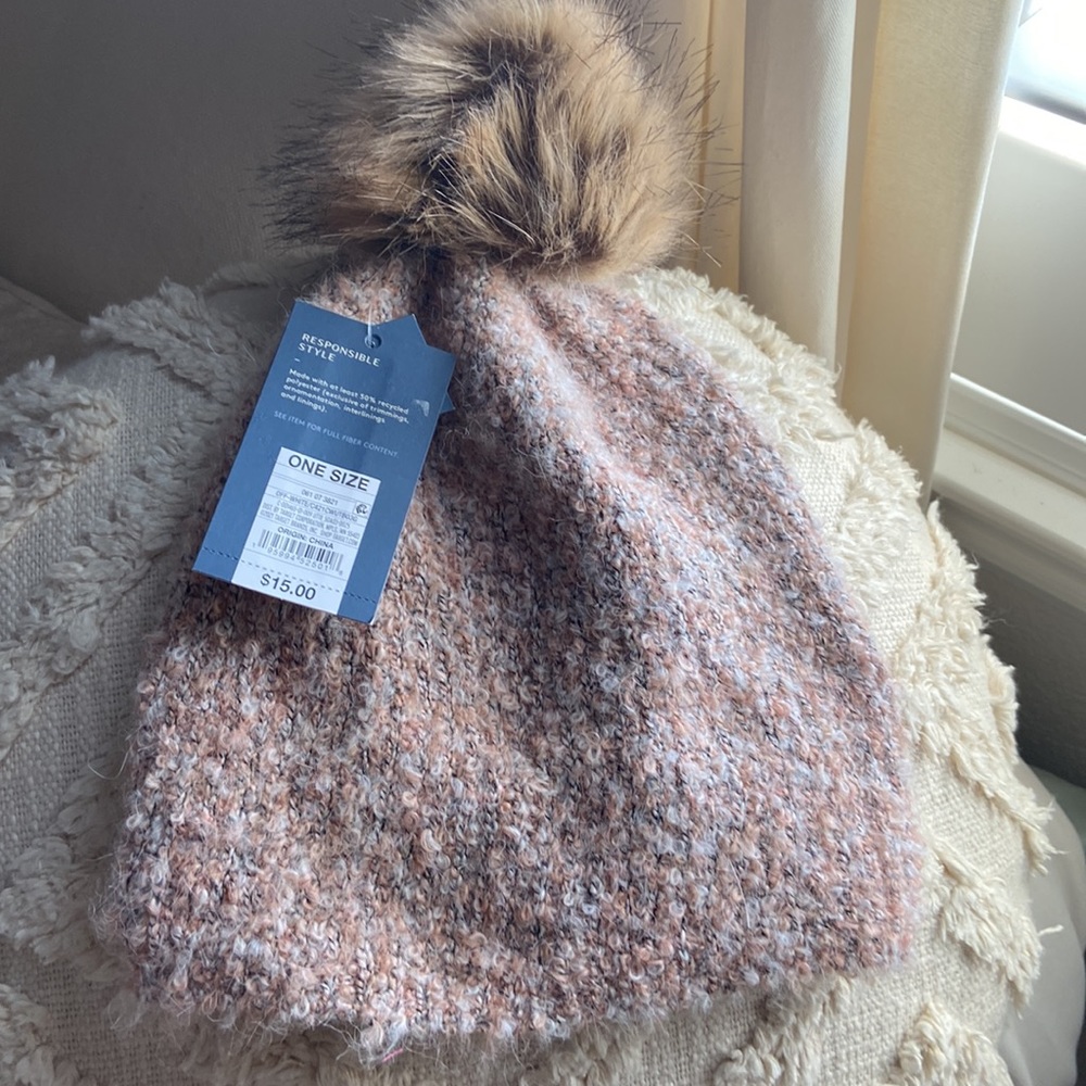 Very nice and soft beanie